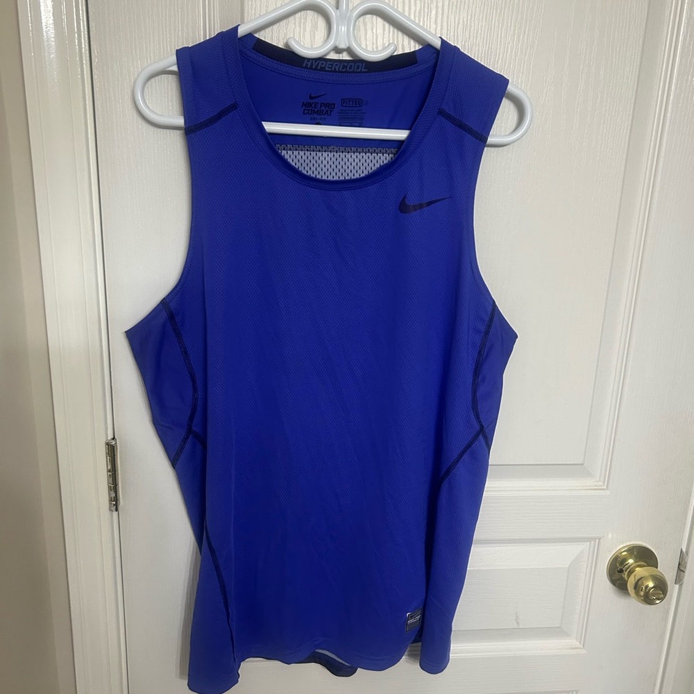 Nike Mens Pro Combat Hypercool Light Purple Tank Top, Size XL